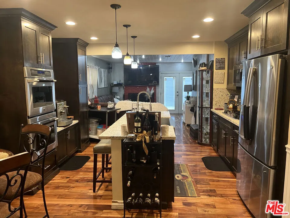 Long Beach, California 90805, United States, 3 Bedrooms Bedrooms, ,2 BathroomsBathrooms,Residential,Active,1801