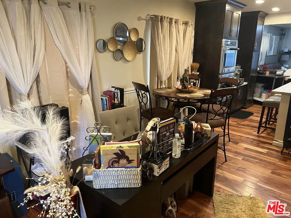 Long Beach, California 90805, United States, 3 Bedrooms Bedrooms, ,2 BathroomsBathrooms,Residential,Active,1801