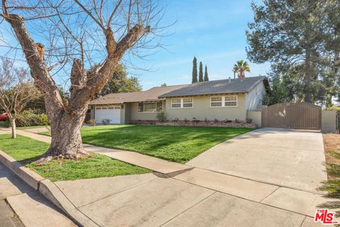 A home in Porter Ranch