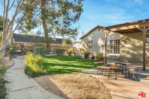 A home in Porter Ranch