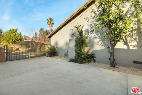 A home in Porter Ranch