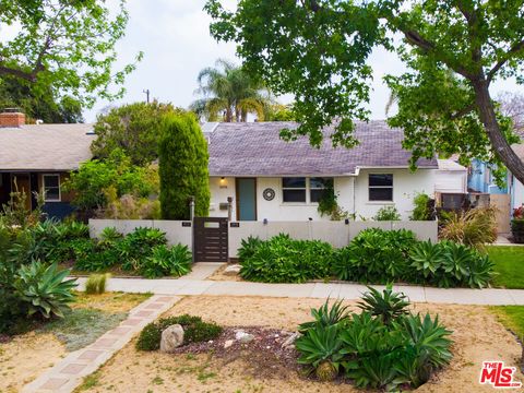 Single Family Residence in Los Angeles CA 3376 Mclaughlin Avenue.jpg