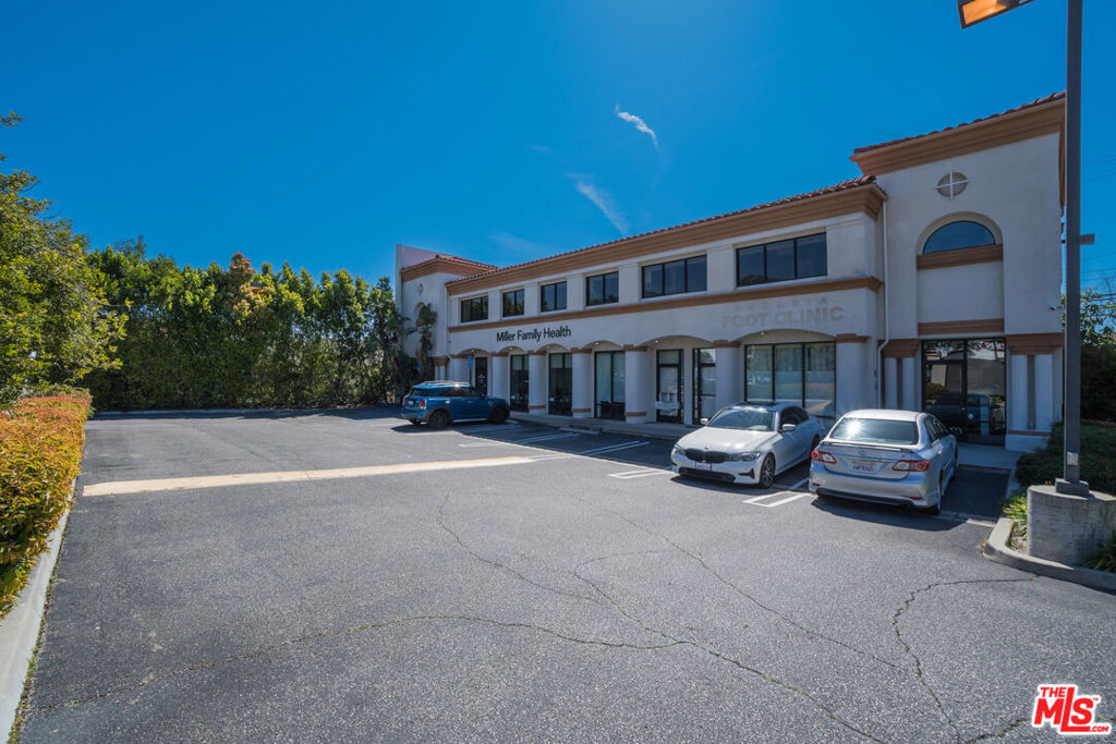 Properties 1 200 E Foothill Boulevard