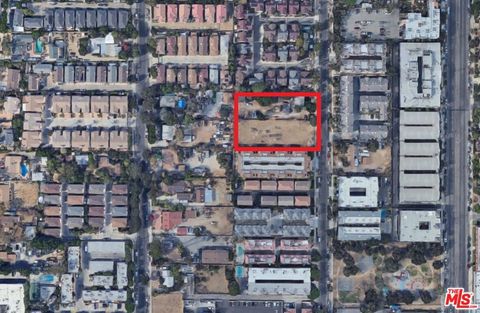 9213 Tobias Avenue Panorama City CA 91402