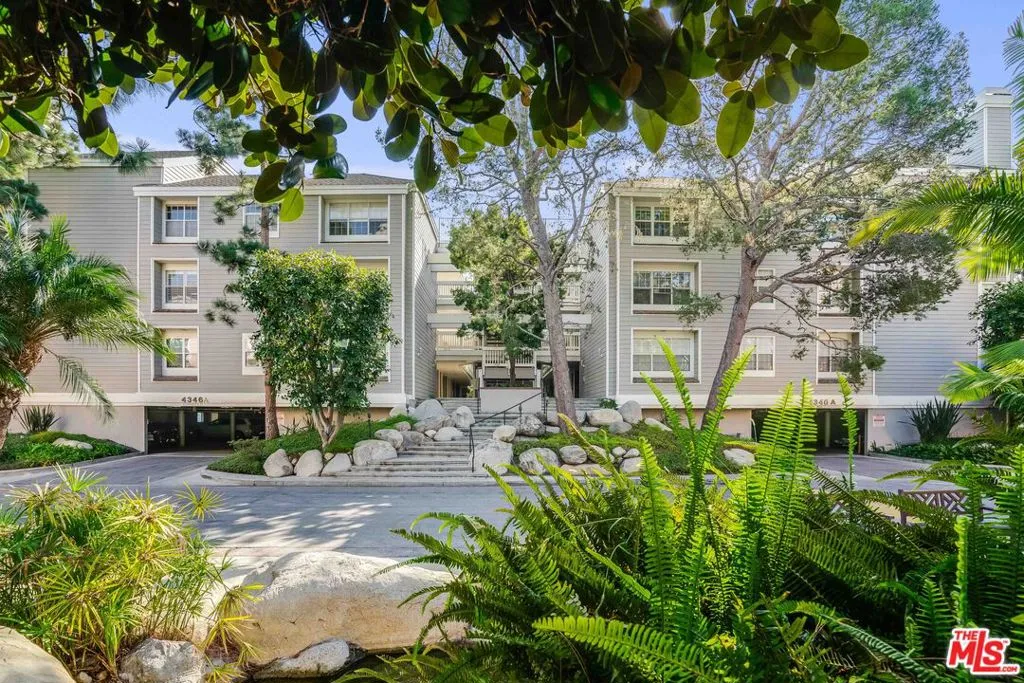 Marina Del Rey, California 90292, United States, 2 Bedrooms Bedrooms, ,2 BathroomsBathrooms,Residential,Active,80146