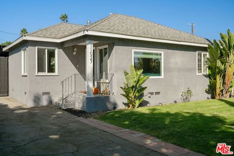 A home in North Hollywood