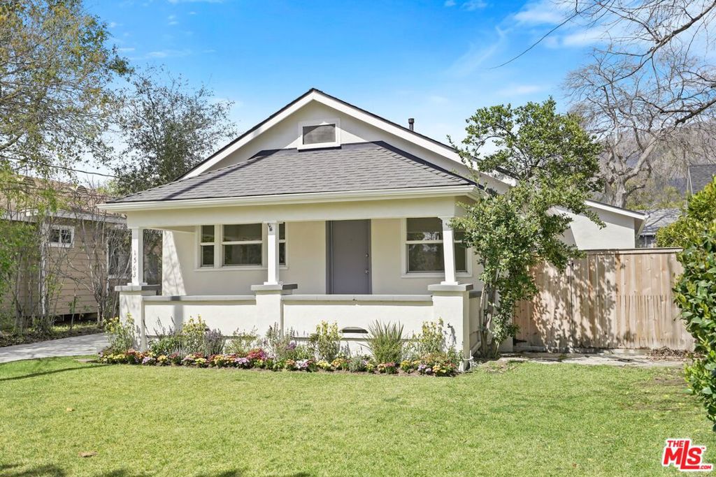 Properties 1 1563 E Elizabeth Street