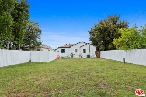 A home in North Hollywood