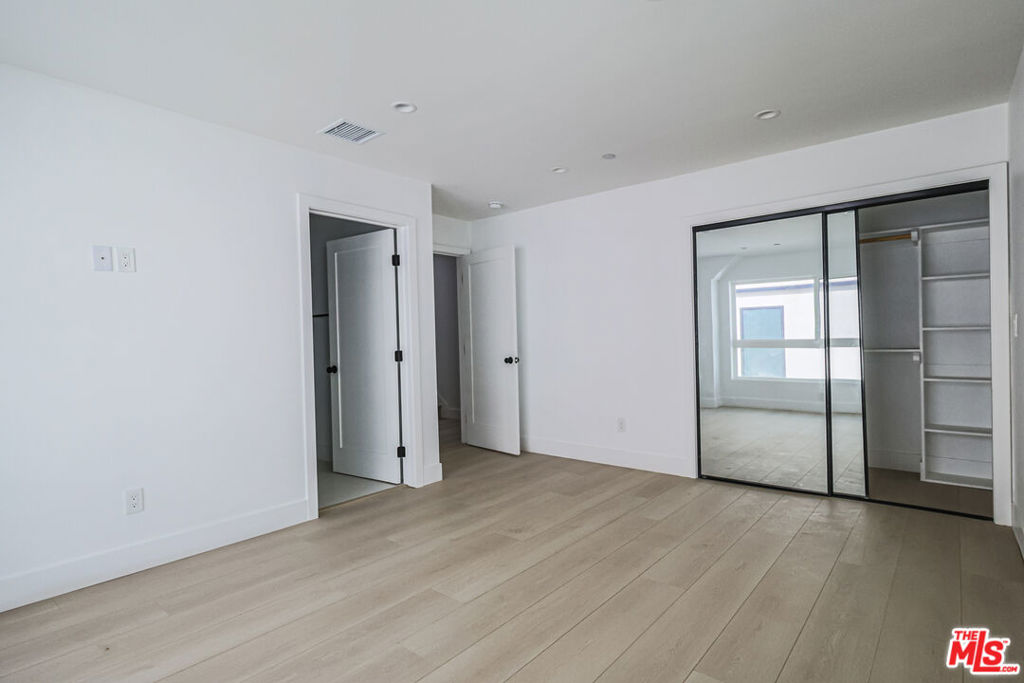 Properties 2 11810 W Gilmore Street