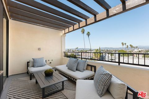 1248 S Bronson Avenue Los Angeles CA 90019