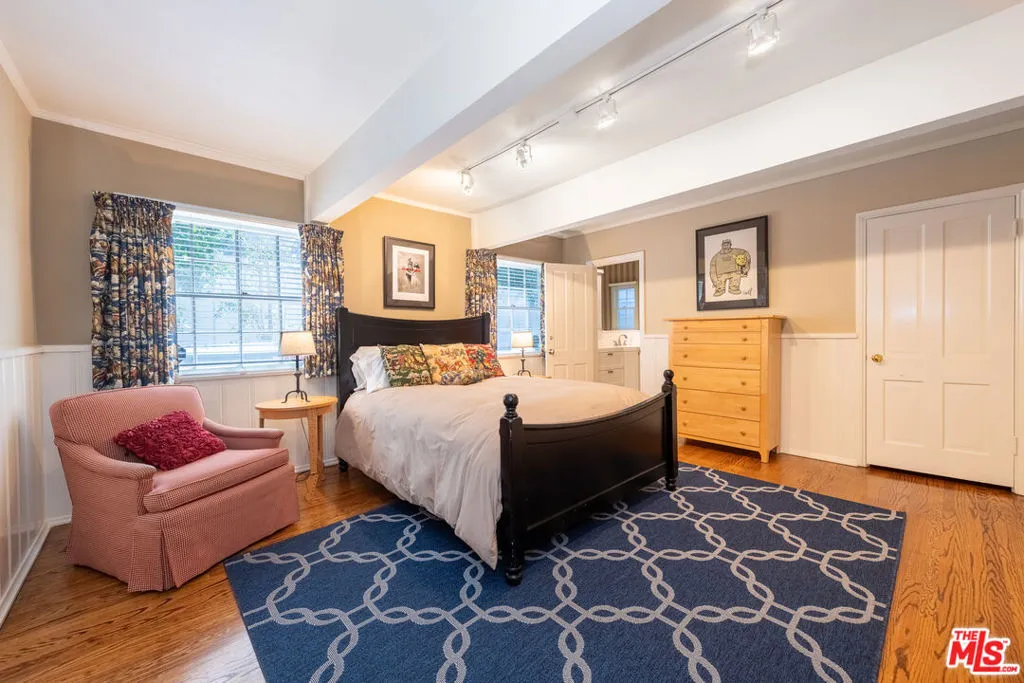 Encino, California 91436, United States, 4 Bedrooms Bedrooms, ,4 BathroomsBathrooms,Residential,Active,137607