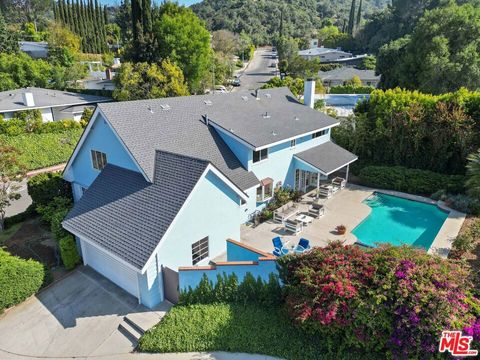 A home in Studio City