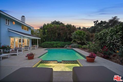 A home in Studio City