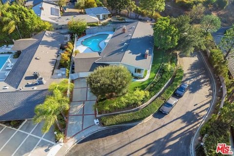 A home in Studio City