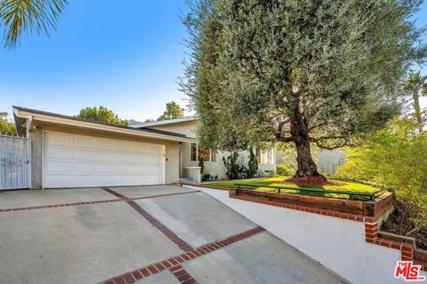 A home in Studio City