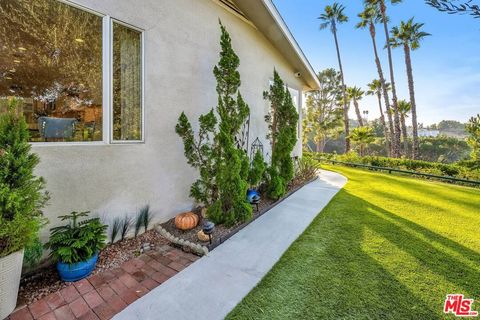 A home in Studio City