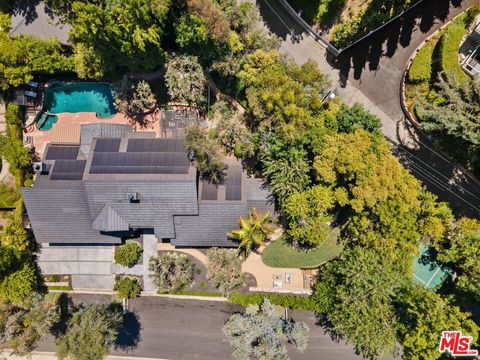 A home in Tarzana