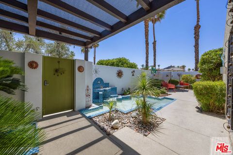 Condominium in Palm Springs CA 1256 Andreas Road.jpg