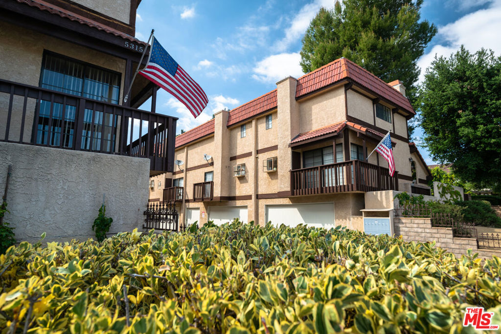 Properties 3 5307 Colodny Drive