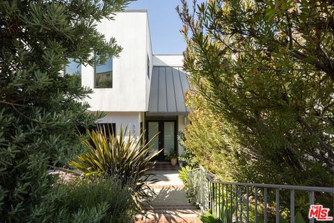 3360 Ley Drive Los Angeles CA 90027