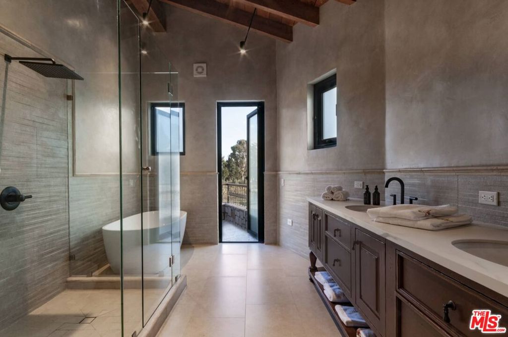 37700, Mexico, 7 Bedrooms Bedrooms, ,9 BathroomsBathrooms,Residential,Active,52273