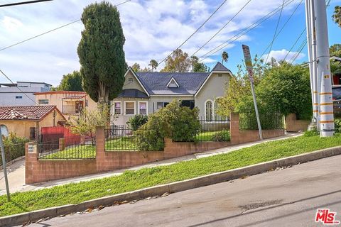 1337 Douglas Street Los Angeles CA 90026