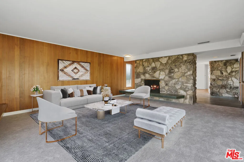 Beverly Hills, California 90210, United States, 5 Bedrooms Bedrooms, ,7 BathroomsBathrooms,Residential,Active,81760