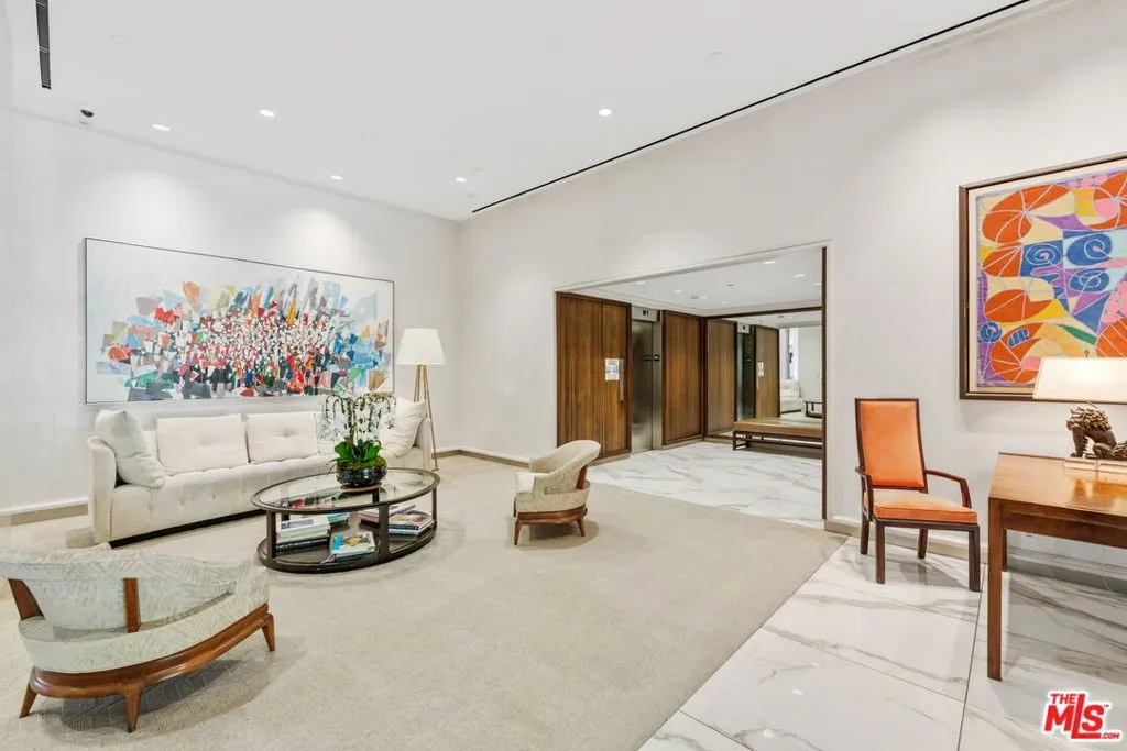 Los Angeles, California 90024, United States, 2 Bedrooms Bedrooms, ,4 BathroomsBathrooms,Residential,Active,103937