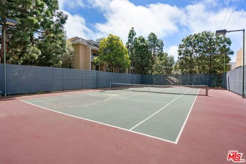 A home in Playa del Rey