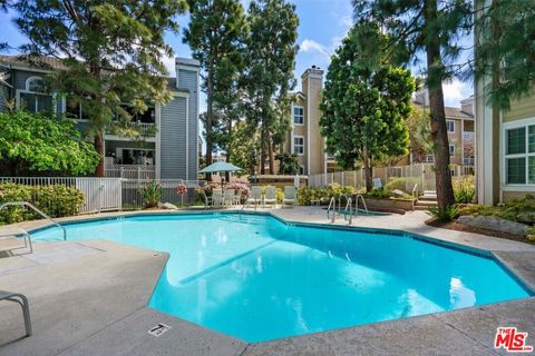 A home in Playa del Rey