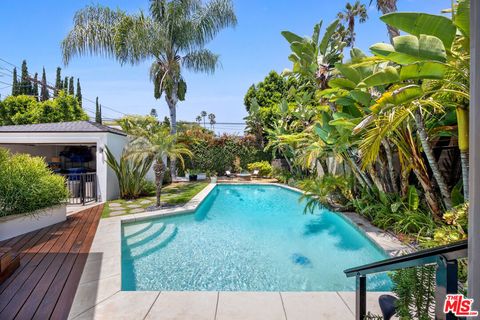 A home in Studio City