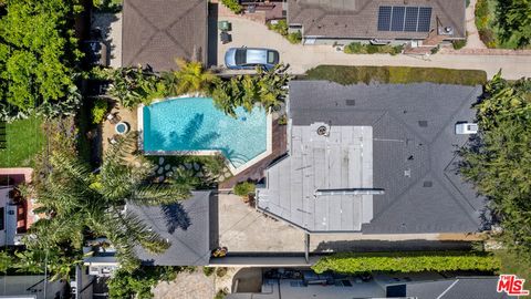 A home in Studio City