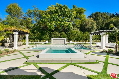 A home in Woodland Hills