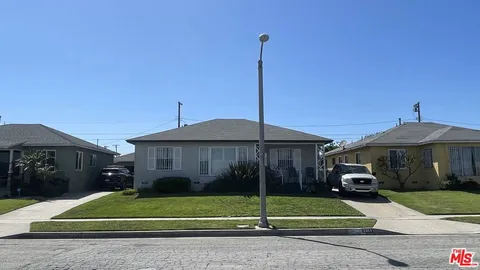 MLS: 25513333