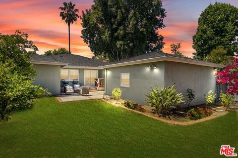 A home in Woodland Hills