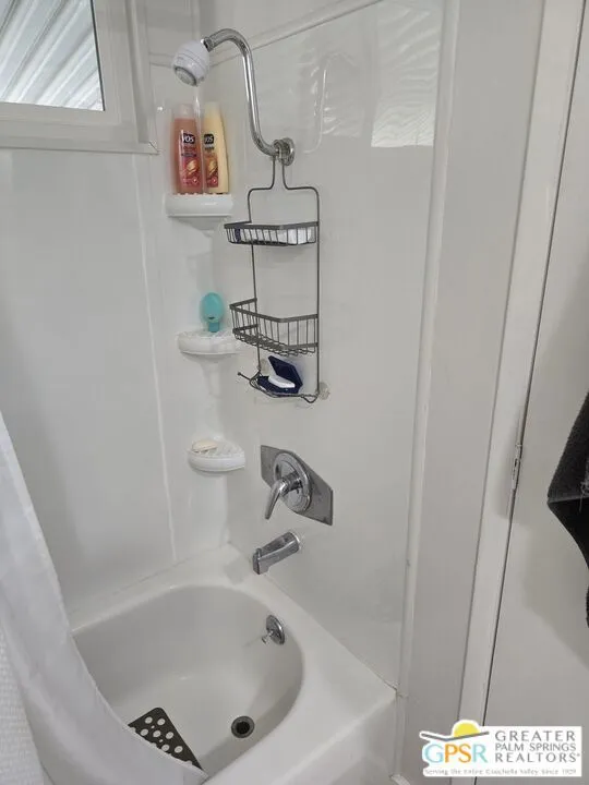 Cathedral City, California 92234, United States, 2 Bedrooms Bedrooms, ,2 BathroomsBathrooms,Residential,Active,91915