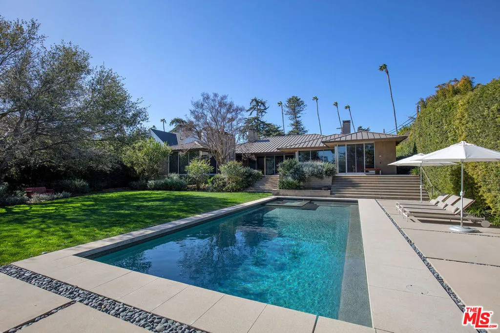 Los Angeles, California 90049, United States, 7 Bedrooms Bedrooms, ,7 BathroomsBathrooms,Residential,Active,6789 Los Angeles, California 90049, United States, 7 Bedrooms Bedrooms, ,7 BathroomsBathrooms,Residential,Active,6789