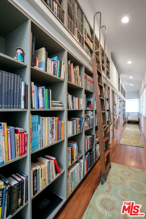 Los Angeles, California 90049, United States, 7 Bedrooms Bedrooms, ,7 BathroomsBathrooms,Residential,Active,6789