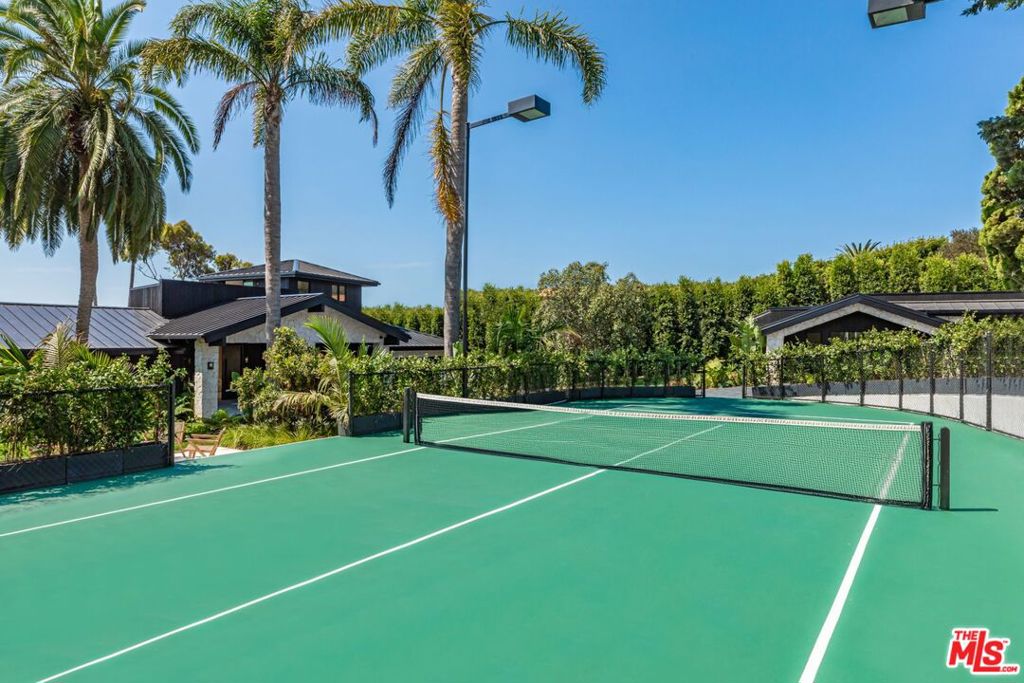Properties 4 29130 Cliffside Drive