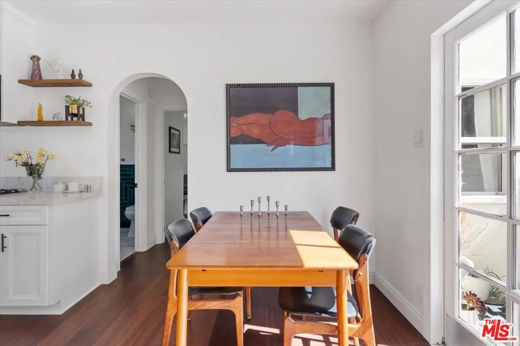 Los Angeles, California 90039, United States, 2 Bedrooms Bedrooms, ,1 BathroomBathrooms,Residential,Active,84611