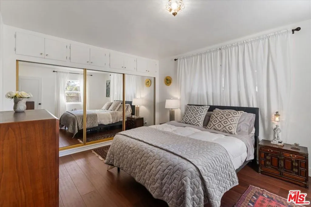 Los Angeles, California 90039, United States, 2 Bedrooms Bedrooms, ,1 BathroomBathrooms,Residential,Active,84611