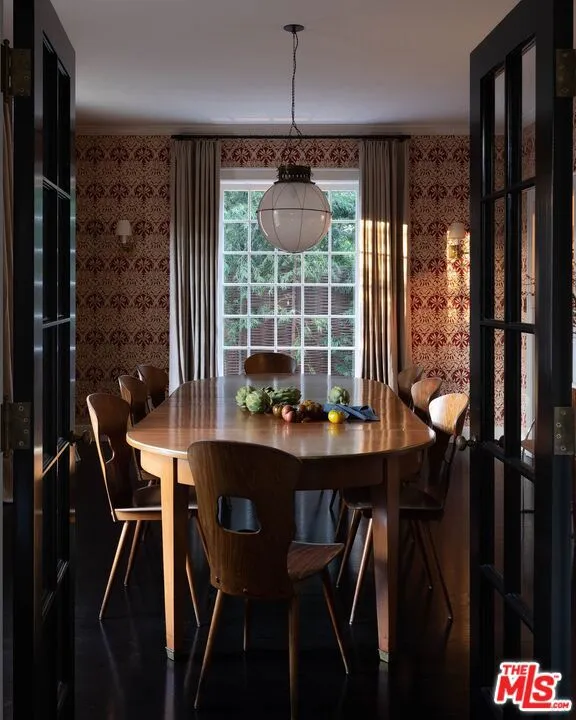 Santa Monica, California 90402, United States, 4 Bedrooms Bedrooms, ,5 BathroomsBathrooms,Residential,Active,10034