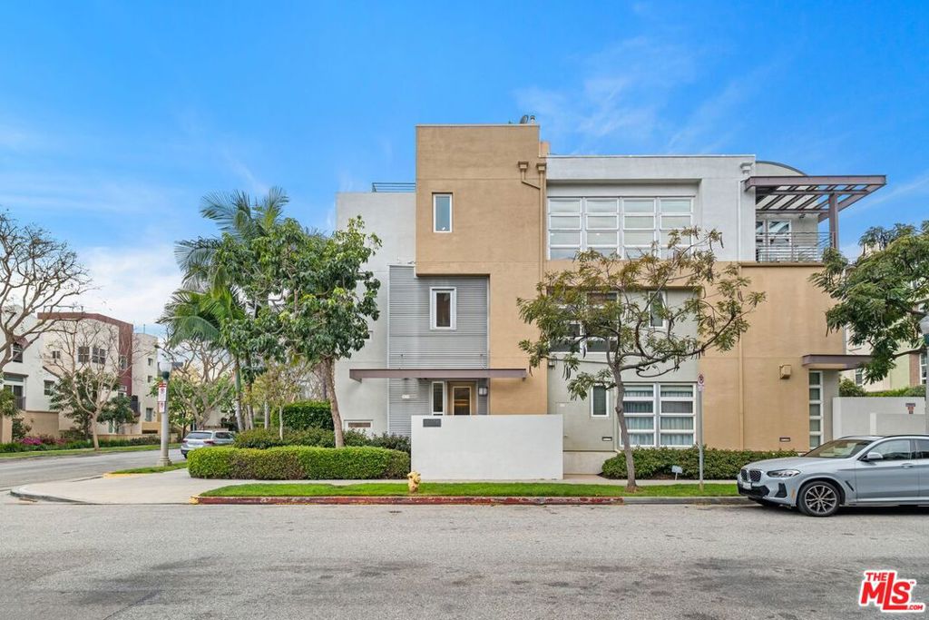 Properties 2 6099 S Seabluff Drive