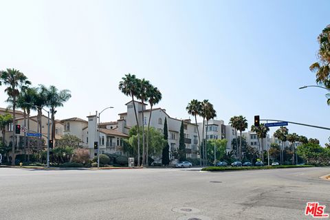 A home in Playa Vista