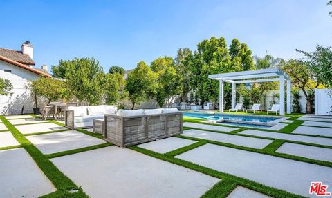 A home in Tarzana