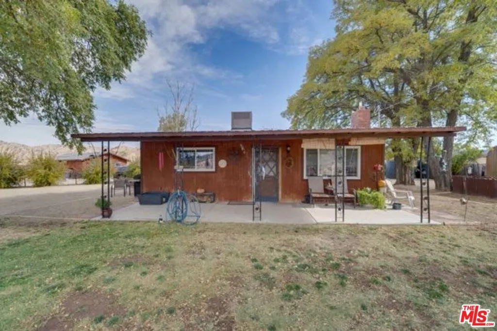 Cuyama, California 93252, United States, 2 Bedrooms Bedrooms, ,1 BathroomBathrooms,Residential,Active,33308