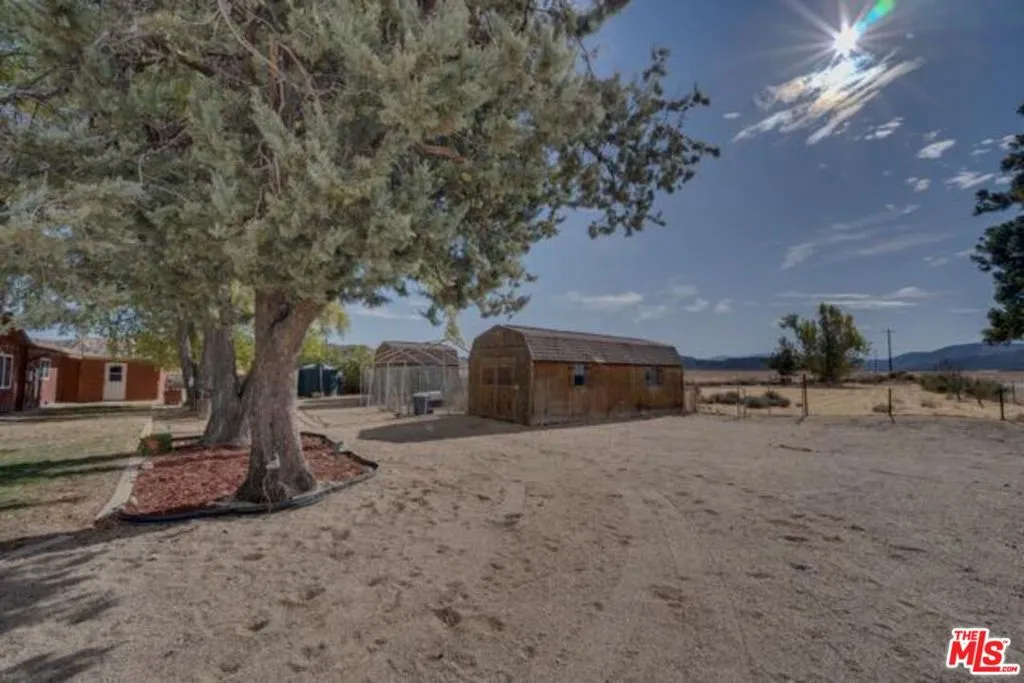 Cuyama, California 93252, United States, 2 Bedrooms Bedrooms, ,1 BathroomBathrooms,Residential,Active,33308