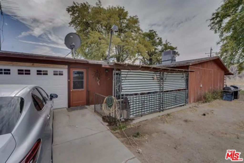 Cuyama, California 93252, United States, 2 Bedrooms Bedrooms, ,1 BathroomBathrooms,Residential,Active,33308