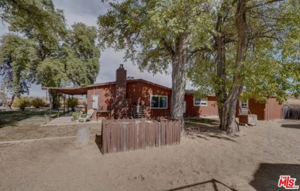 Cuyama, California 93252, United States, 2 Bedrooms Bedrooms, ,1 BathroomBathrooms,Residential,Active,33308