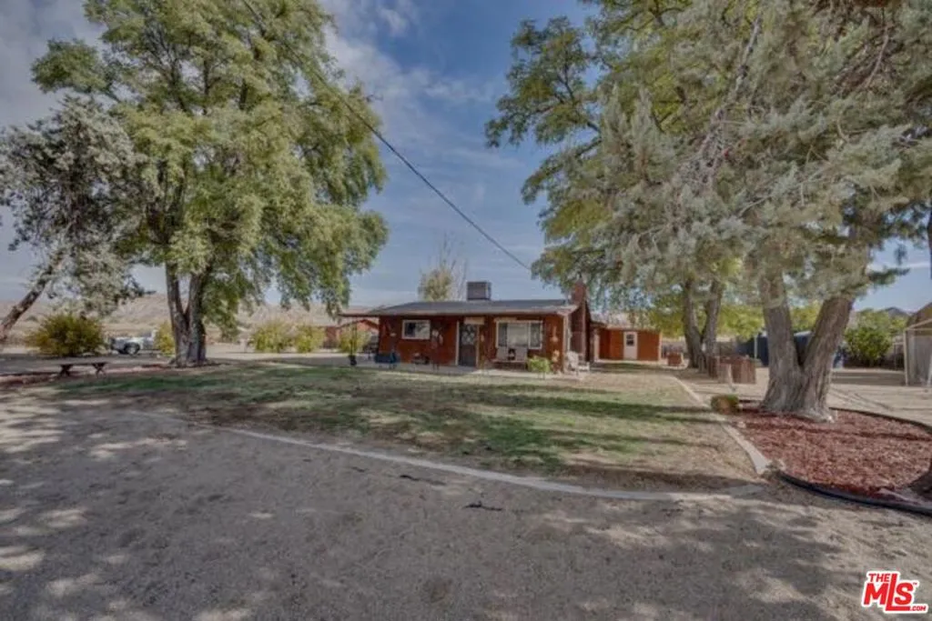 Cuyama, California 93252, United States, 2 Bedrooms Bedrooms, ,1 BathroomBathrooms,Residential,Active,33308